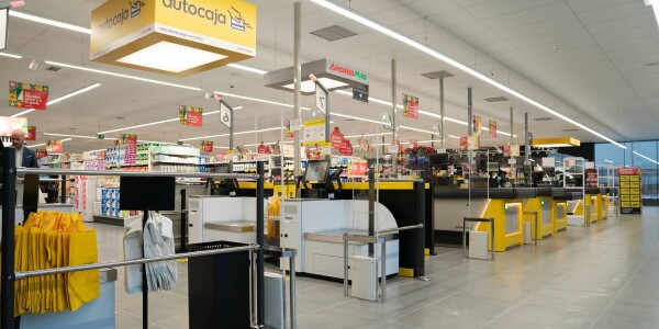 Ahorramas abre su cuarta tienda en Majadahonda